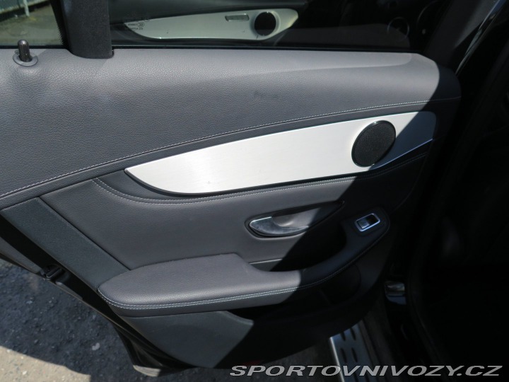 Mercedes-Benz Ostatní modely GLC 300C AMG 4MA, VADA MOTORU 2020