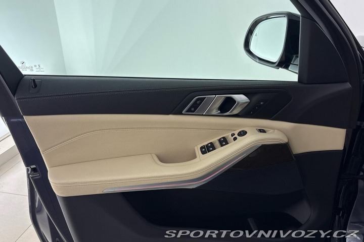 BMW X5 xDrive40i 2022