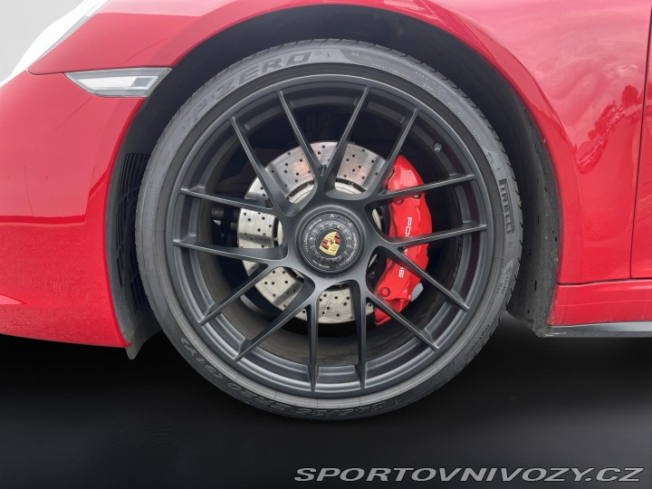 Porsche 911 GTS 2017