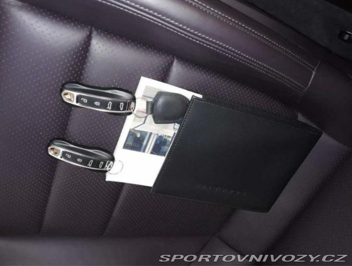Porsche Taycan Performancebatterie Plus 2024