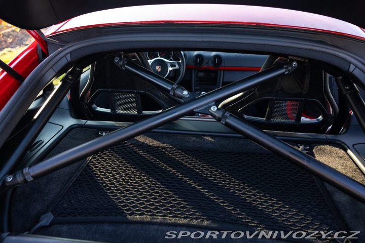Porsche Cayman R 2011