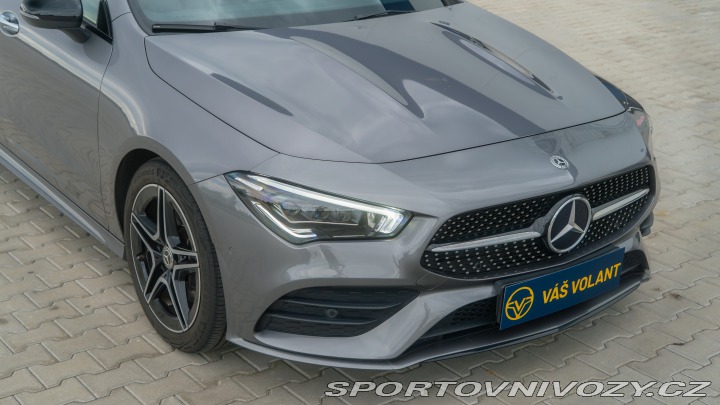 Mercedes-Benz CLA 200 AMG Line 2022