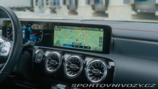 Mercedes-Benz CLA 200 AMG Line 2022