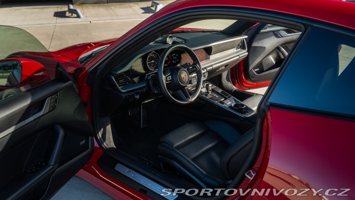 Porsche 911 Carrera S 2024