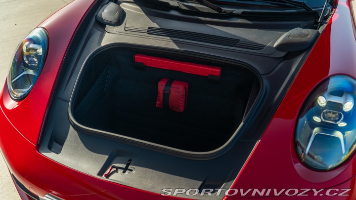 Porsche 911 Carrera S 2024