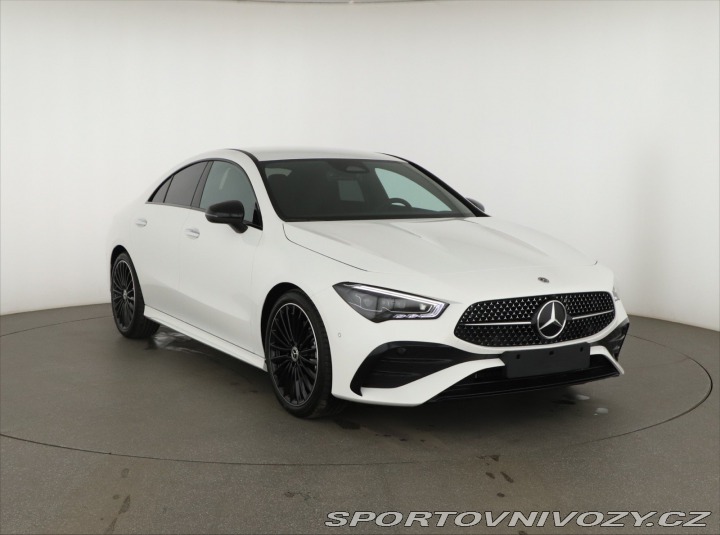 Mercedes-Benz CLA AMG 200 2025