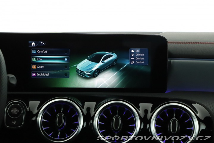 Mercedes-Benz CLA AMG 200 2025