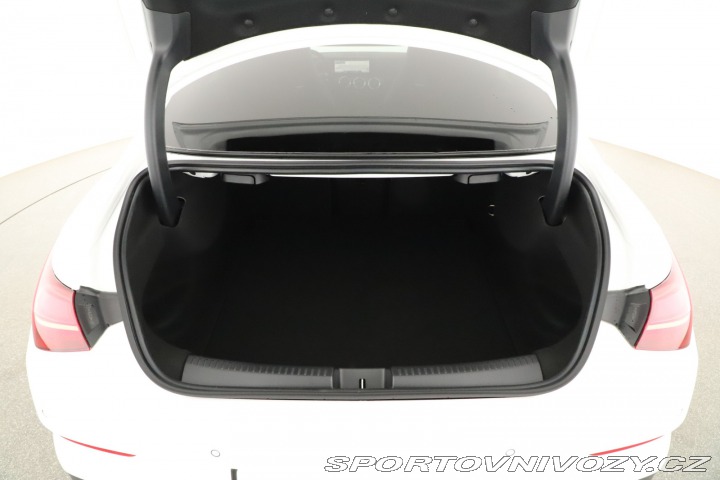Mercedes-Benz CLA AMG 200 2025