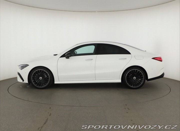 Mercedes-Benz CLA AMG 200 2025