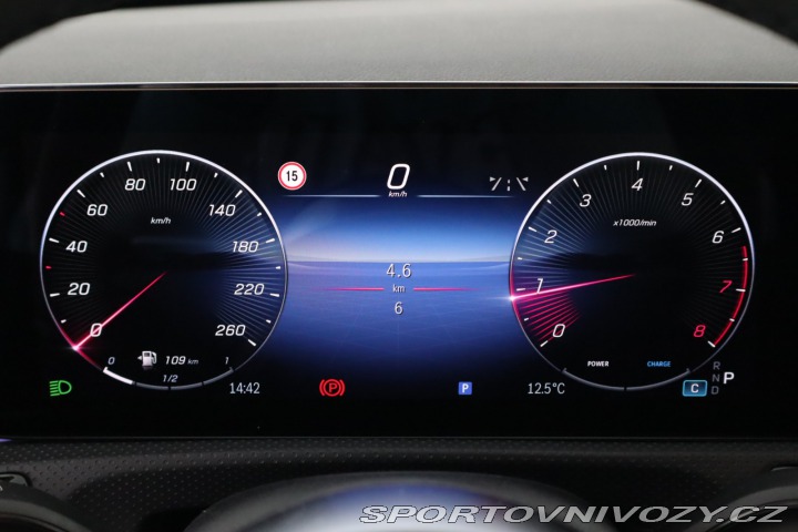Mercedes-Benz CLA Progressive 200 2025