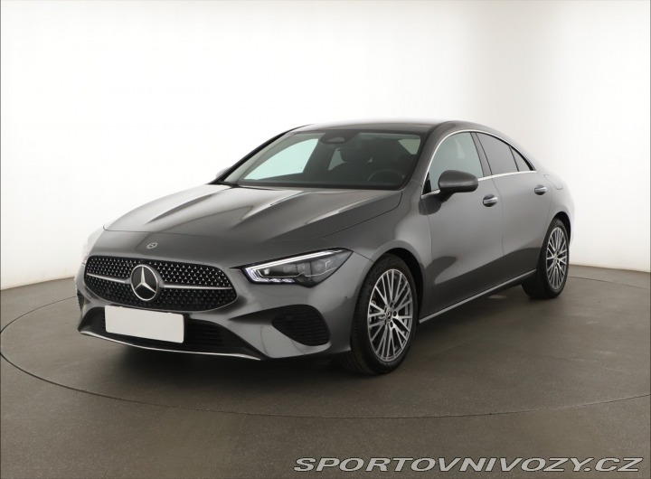 Mercedes-Benz CLA Progressive 200 2025