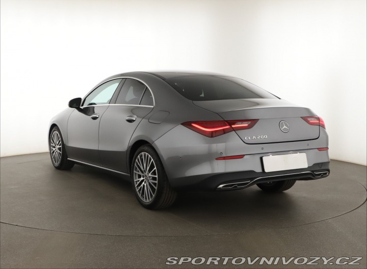Mercedes-Benz CLA Progressive 200 2025