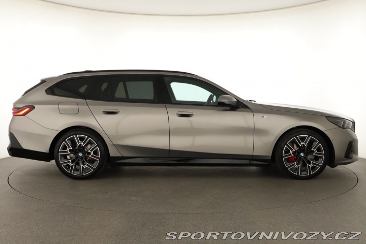 BMW 5 M Sport 540d xDrive 2025
