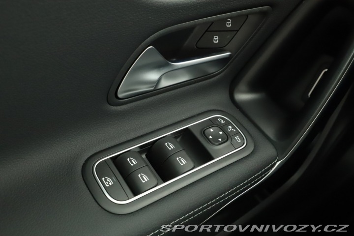 Mercedes-Benz CLA Progressive 250 e 2025