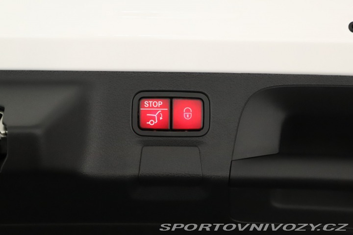 Mercedes-Benz CLA Progressive 250 e 2025