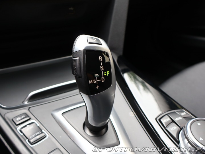 BMW 3 330 d xDrive 2016