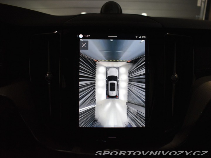 Volvo Ostatní modely XC60 2,0 T8 AWD Ultra B&W, 2025