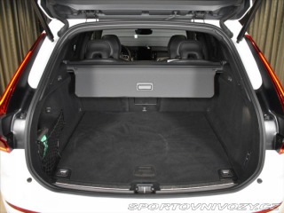 Volvo Ostatní modely XC60 2,0 T8 AWD Ultra B&W, 2025