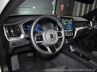 Volvo Ostatní modely XC60 2,0 T8 AWD Ultra B&W, 2025