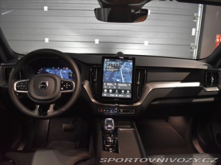 Volvo Ostatní modely XC60 2,0 T8 AWD Ultra B&W, 2025