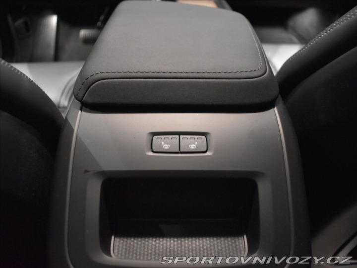 Volvo Ostatní modely XC60 2,0 T8 AWD Ultra B&W, 2025