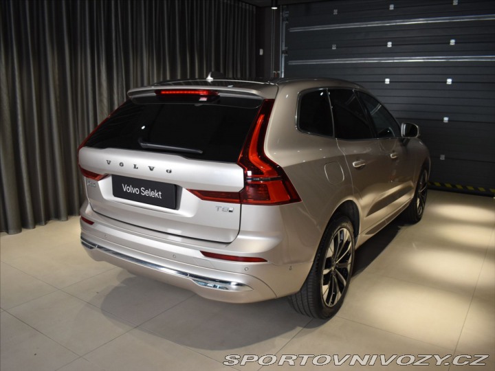 Volvo Ostatní modely XC60 2,0 T8 AWD Ultra B&W, 2025