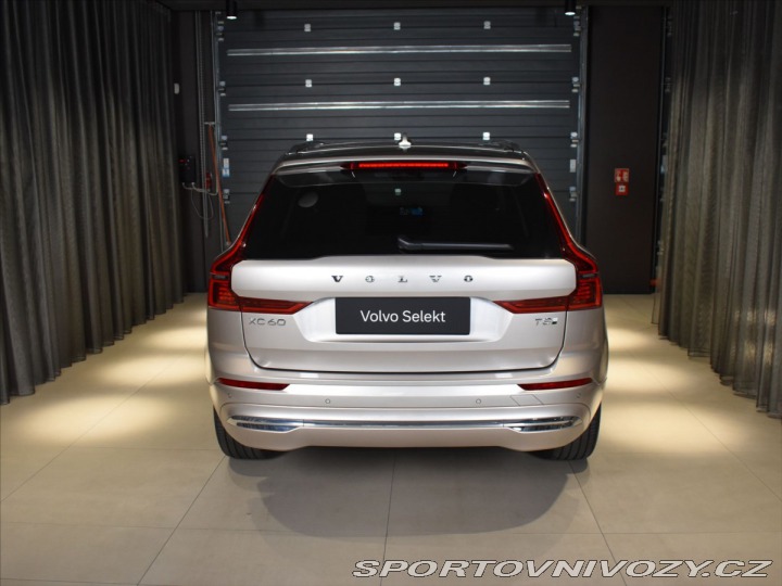 Volvo Ostatní modely XC60 2,0 T8 AWD Ultra B&W, 2025