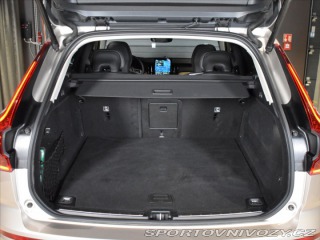 Volvo Ostatní modely XC60 2,0 T8 AWD Ultra B&W, 2025