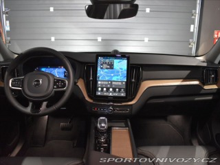 Volvo Ostatní modely XC60 2,0 T8 AWD Ultra B&W, 2025