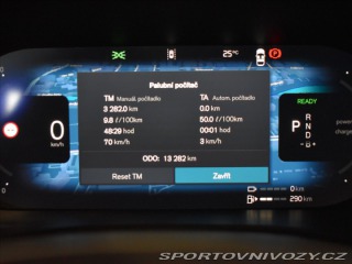 Volvo Ostatní modely XC60 2,0 T8 AWD Ultra B&W, 2025