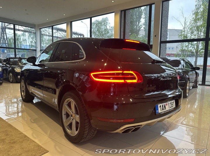 Porsche Macan 3,6   Ojeté, 4/2014 1800