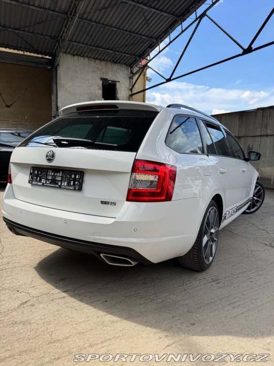 Škoda Octavia RS 2,0 vrs 1800