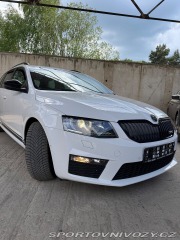 Škoda Octavia RS 2,0   vrs 1800