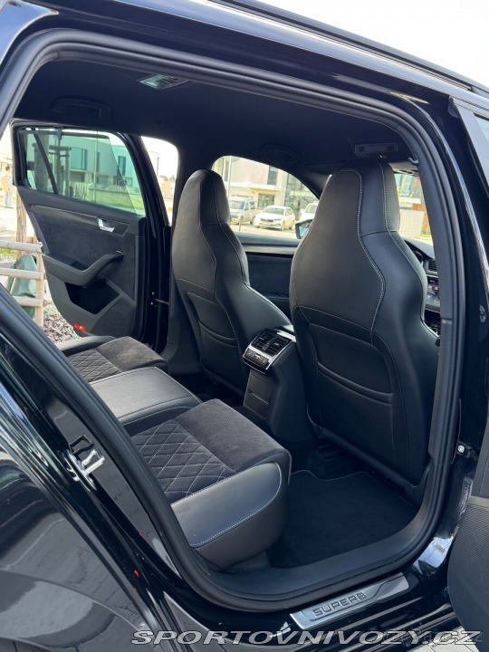 Škoda Superb 2,0 10/2022 diesel 2022