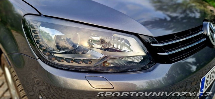 Volkswagen Ostatní modely Touran 2,0   LIFE TDI DSG 7/2013 2013
