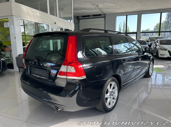 Volvo V70 2,0   Ojeté, 2/2015, 289 2015