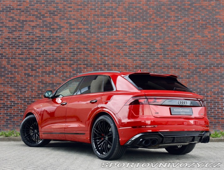 Audi Ostatní modely Q8 3.0 V6TFSI ehybrid quatt 2026