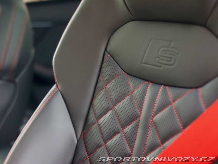 Audi Ostatní modely Q8 3.0 V6TFSI ehybrid quatt 2026