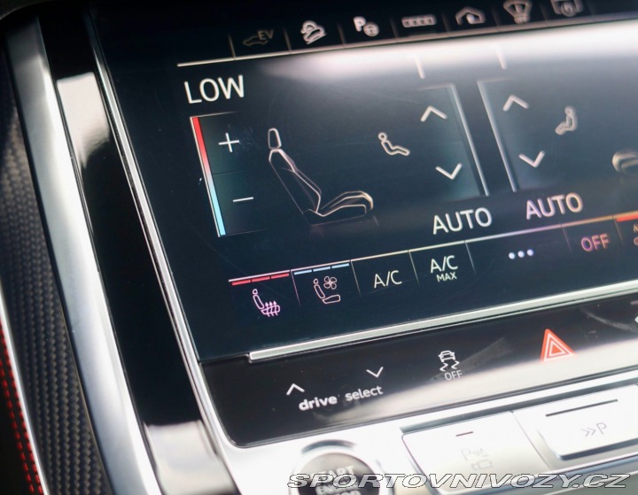 Audi Ostatní modely Q8 3.0 V6TFSI ehybrid quatt 2026