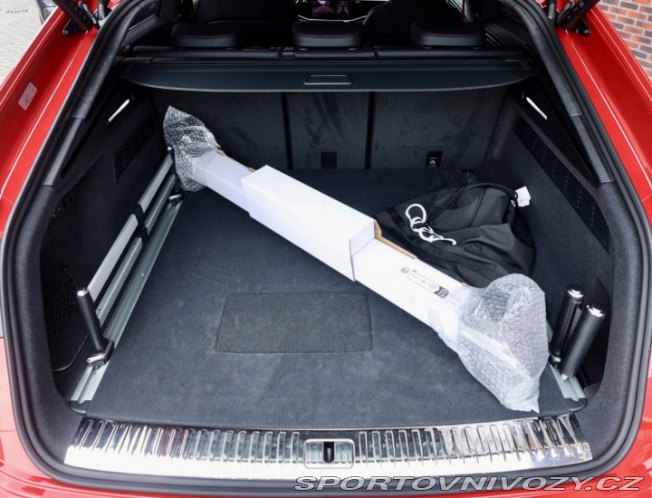 Audi Ostatní modely Q8  3.0 V6TFSI ehybrid quatt 2026
