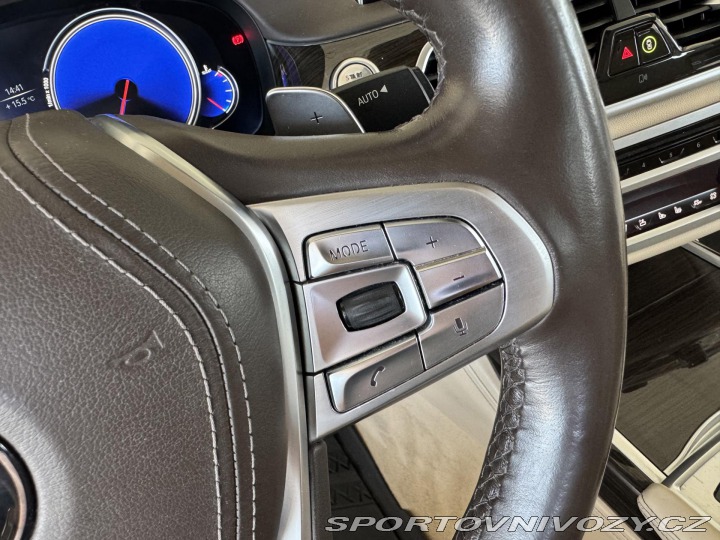 BMW 7 750i xDrive*Laser*NočníVi 2016