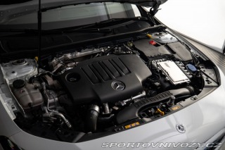 Mercedes-Benz A 200d/AMG/CarPlay 2023