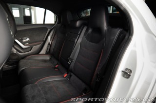 Mercedes-Benz A 200d/AMG/CarPlay 2023