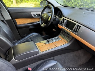 Jaguar XF  2009