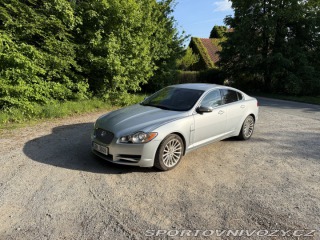 Jaguar XF  2009