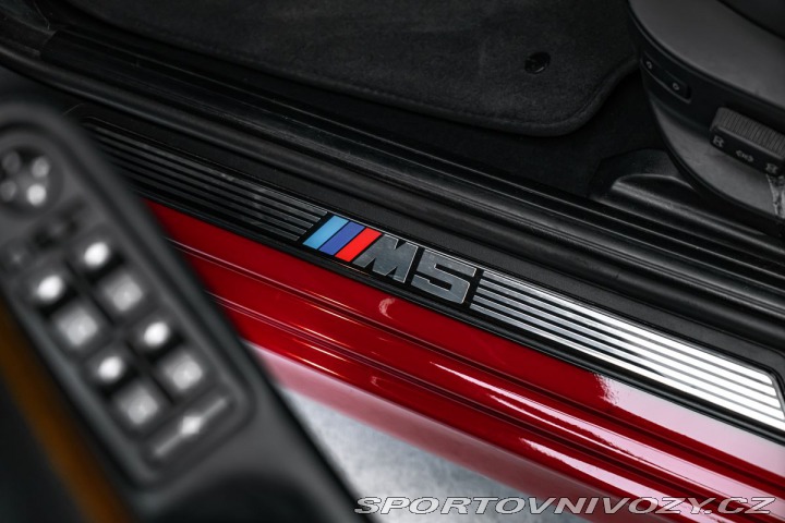 BMW M5  1999