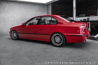 BMW M5  1999