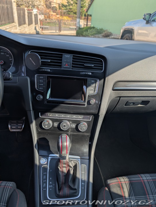Volkswagen Golf GTI 2014