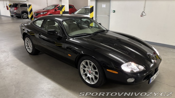 Jaguar XKR X100 2000