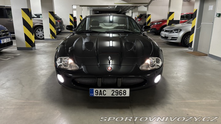 Jaguar XKR X100 2000